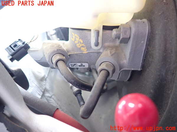 2UPJ-9233824050]BMW 120i E87(UD20)ブレーキマスターシリンダー 中古_2