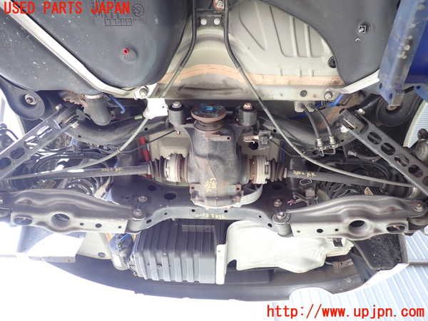 2UPJ-9233825295]BMW 120i E87(UD20)リアメンバー 中古_2