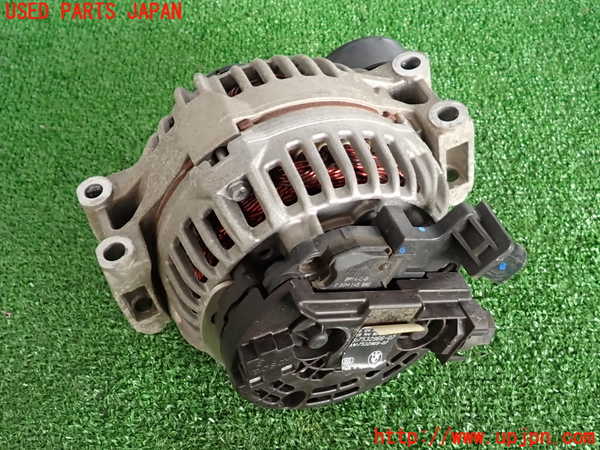 2UPJ-9233826015]BMW 120i E87(UD20)オルタネーター(ダイナモ) 中古_2