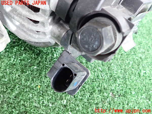 2UPJ-9233826015]BMW 120i E87(UD20)オルタネーター(ダイナモ) 中古_4