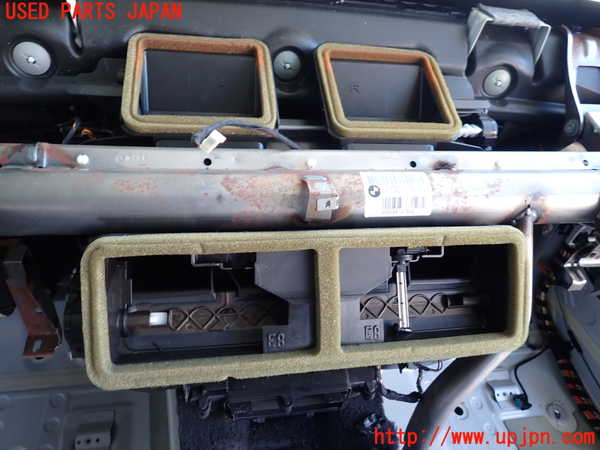 2UPJ-9233826081]BMW 120i E87(UD20)エバポレーター1 中古_2