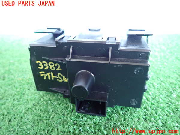 2UPJ-9233826285]BMW 120i E87(UD20)ライトスイッチ 中古_2