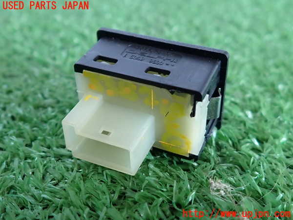 2UPJ-9233826306]BMW 120i E87(UD20)スイッチ1(リアゲート) 中古_2