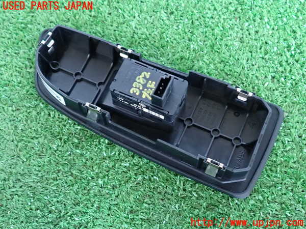 2UPJ-9233826245]BMW 120i E87(UD20)左前パワーウィンドウスイッチ 中古_2