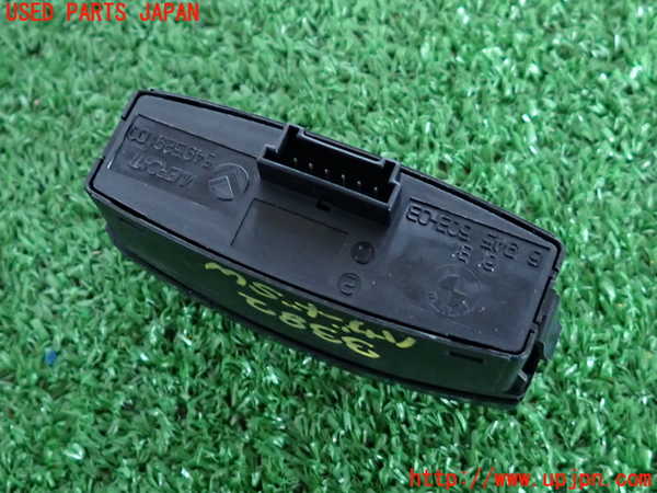 2UPJ-9233826290]BMW 120i E87(UD20)ハザードスイッチ 中古_2