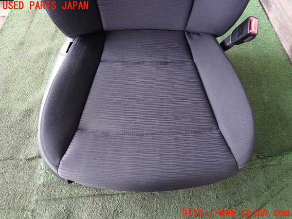 2UPJ-9233827035]BMW 120i E87(UD20)運転席シート 中古_3