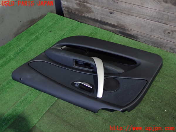 2UPJ-9233821234]BMW 120i E87(UD20)右前ドア内張り 中古_3