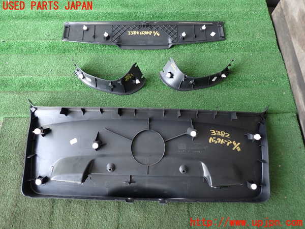 2UPJ-9233821578]BMW 120i E87(UD20)バックドア内張り 中古_2