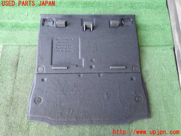 2UPJ-9233827771]BMW 120i E87(UD20)ラゲッジトレイ1 中古_2