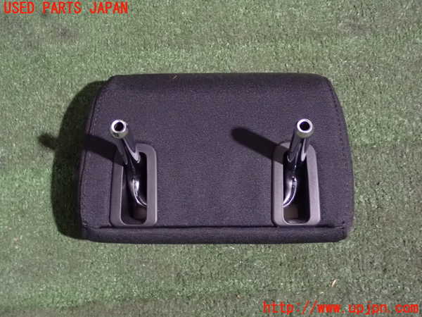 2UPJ-9233827130]BMW 120i E87(UD20)真中2列目ヘッドレスト 中古_2