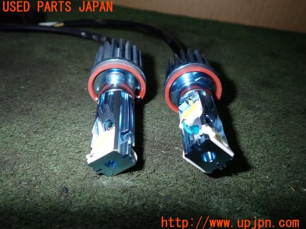 3UPJ=9233830505]ボルボ V50 2.0クラシック(MB4204S)後期 社外 LEDバルブ フォグランプ H11 中古_3