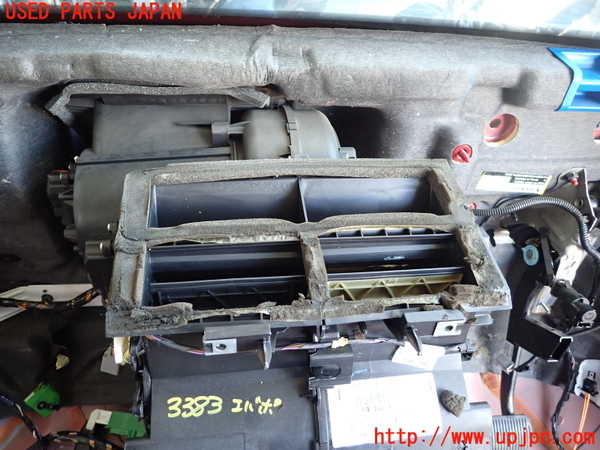 2UPJ-9233836081]ボルボ・V50(MB4204S)エバポレーター1 中古_4