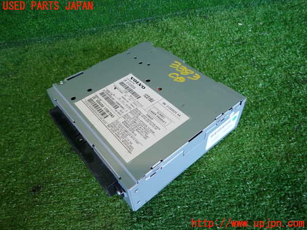 2UPJ-9233836480]ボルボ・V50(MB4204S)CDプレーヤー 中古_2