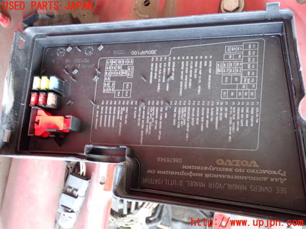 2UPJ-9233836741]ボルボ・V50(MB4204S)ヒューズボックス1 中古_3