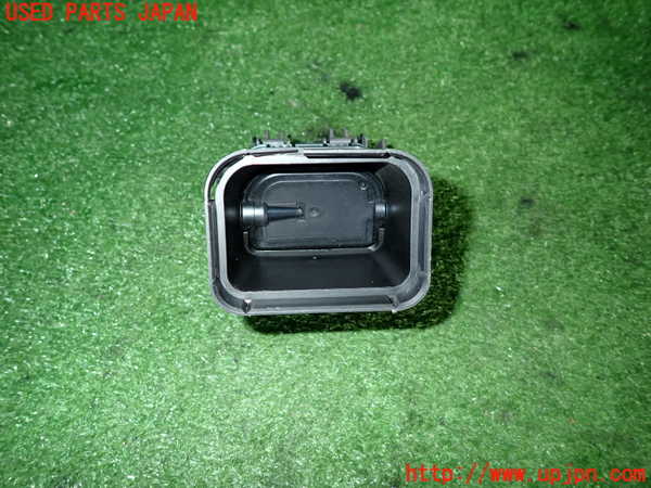 2UPJ-9233837526]ボルボ・V50(MB4204S)エアコン吹き出し口1 (右) 中古_3