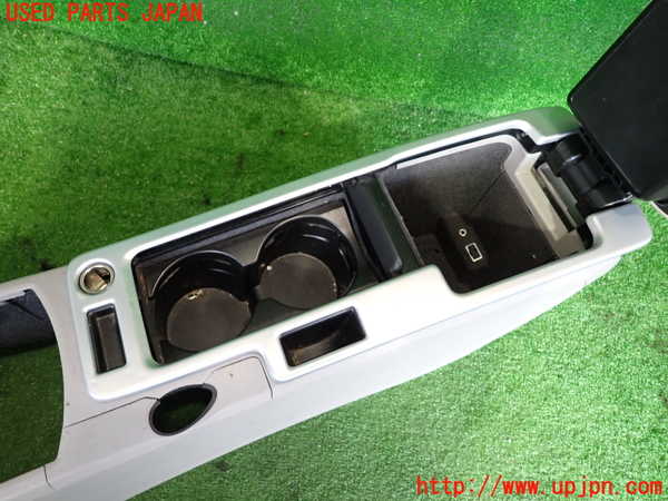 2UPJ-9233837540]ボルボ・V50(MB4204S)センターコンソール 中古_3