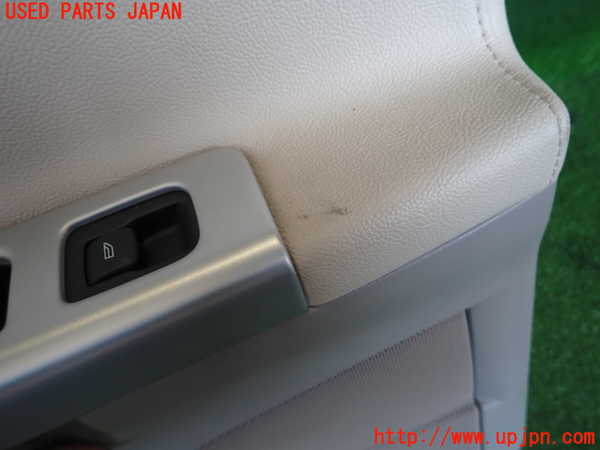 2UPJ-9233831324]ボルボ・V50(MB4204S)左後ドア内張り 中古_4