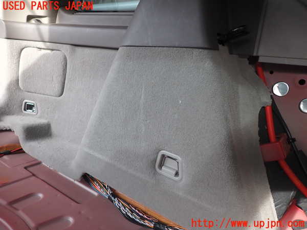 2UPJ-9233837680]ボルボ・V50(MB4204S)左リアピラートリム 中古_4