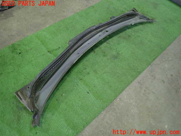 1UPJ-9233841190]ボルボ・C30(MB4204S)カウルトップ 中古_2