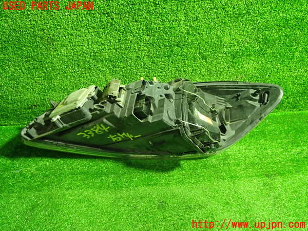 1UPJ-9233841130]ボルボ・C30(MB4204S)右ヘッドライト HID 中古_4