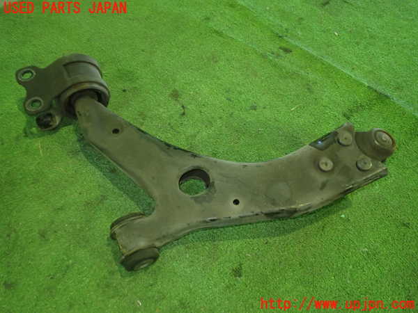 1UPJ-9233845176]ボルボ・C30(MB4204S)右フロントロアアーム1 中古_2