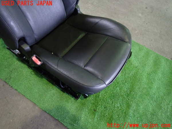 1UPJ-9233847065]ボルボ・C30(MB4204S)助手席シート 中古_2