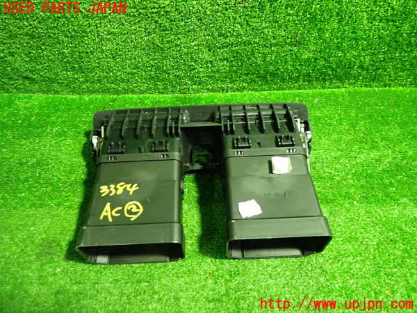 1UPJ-9233847527]ボルボ・C30(MB4204S)エアコン吹き出し口2 中古_2