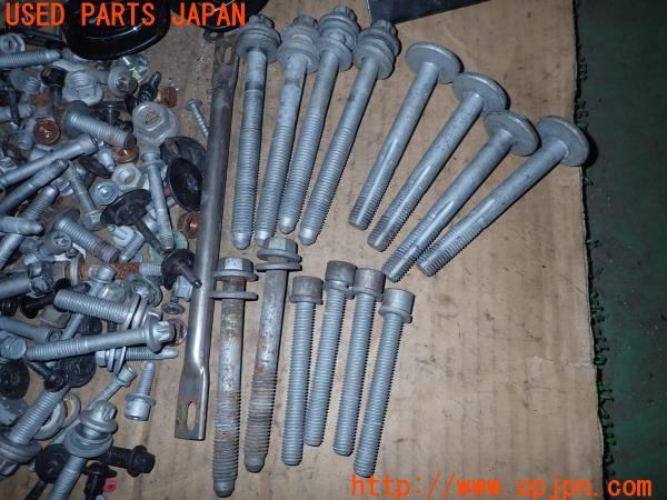 3UPJ=9233850720]マセラティ クワトロポルテ(MQP30A M156)ネジ・ナット・ステー類 セット ジャンク_4