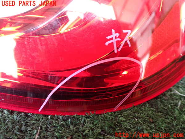1UPJ-9233851530]マセラティ・クアトロポルテ(MQP30A)右テールランプ 中古_2