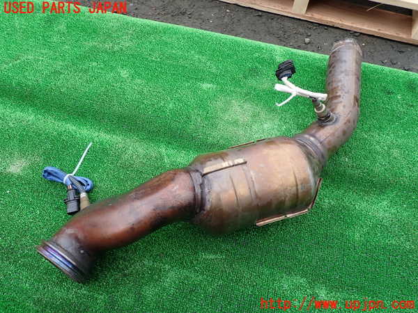 1UPJ-9233852662]マセラティ・クアトロポルテ(MQP30A)触媒2 中古_2