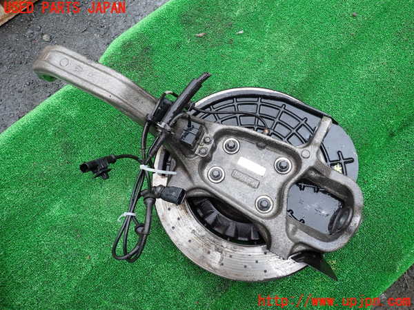 1UPJ-9233854290]マセラティ・クアトロポルテ(MQP30A)右フロントナックルハブ 中古_2