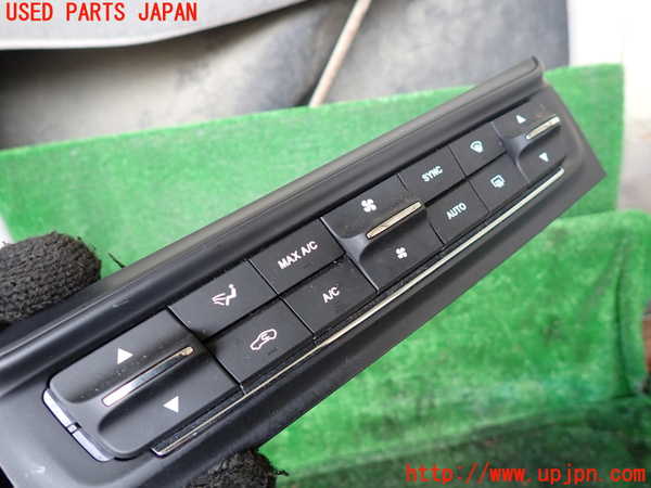 1UPJ-9233856066]マセラティ・クアトロポルテ(MQP30A)エアコンスイッチ1 中古_2