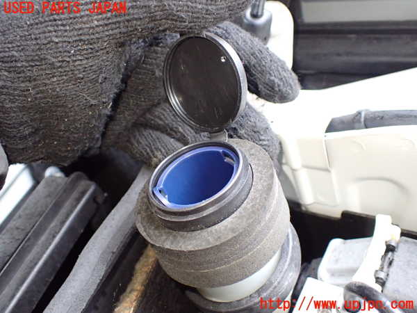 1UPJ-9233856791]マセラティ・クアトロポルテ(MQP30A)ウォッシャータンク1 中古_2