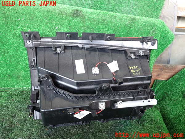 1UPJ-9233857516]マセラティ・クアトロポルテ(MQP30A)グローブボックス1 中古_4