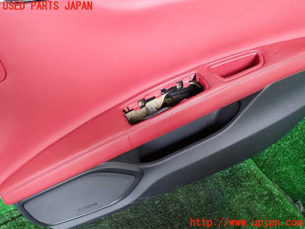 1UPJ-9233851234]マセラティ・クアトロポルテ(MQP30A)右前ドア内張り 中古_3