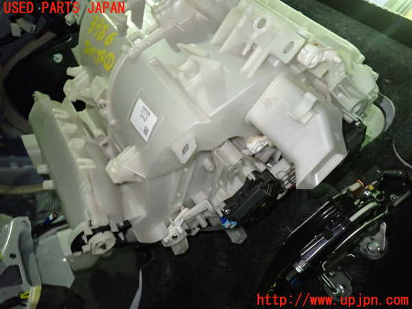 1UPJ-9233866081]アルファード(ANH20W)エバポレーター1 中古_2