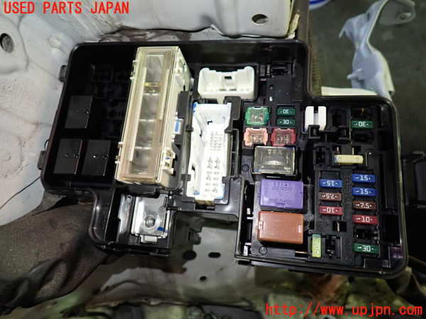 1UPJ-9233866743]アルファード(ANH20W)ヒューズボックス3 中古_2