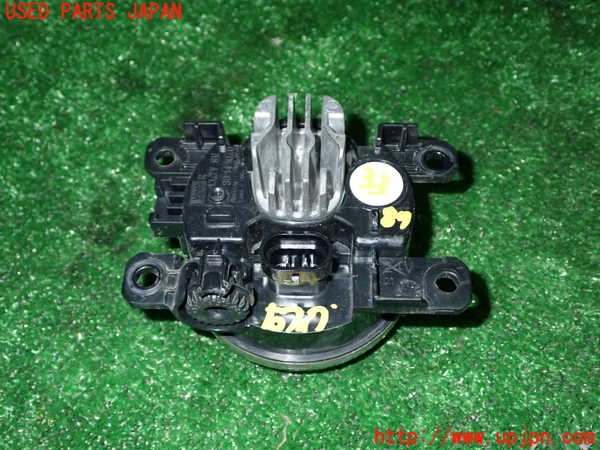 1UPJ-9233871180]ジープ・レネゲード(BV13PM)右フォグ 中古_2