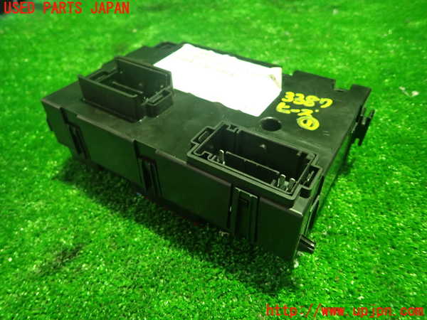 1UPJ-9233876741]ジープ・レネゲード(BV13PM)ヒューズボックス1 中古_3