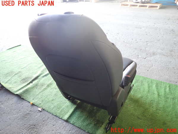 1UPJ-9233877065]ジープ・レネゲード(BV13PM)助手席シート 中古_4