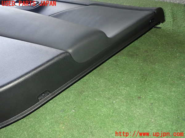 1UPJ-9233871234]ジープ・レネゲード(BV13PM)右前ドア内張り 中古_3