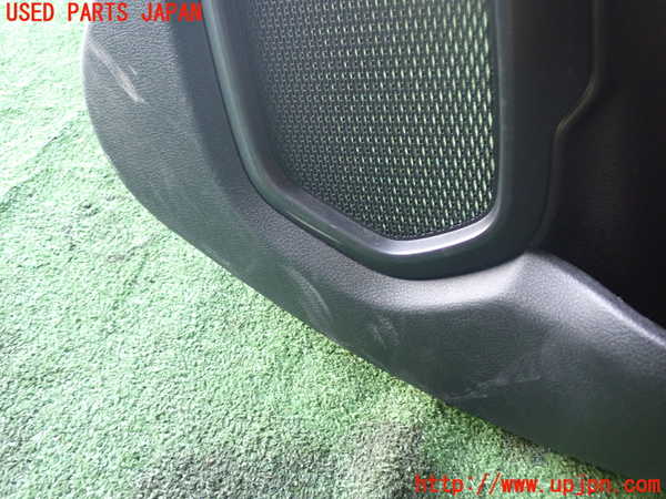 1UPJ-9233871294]ジープ・レネゲード(BV13PM)右後ドア内張り 中古_2