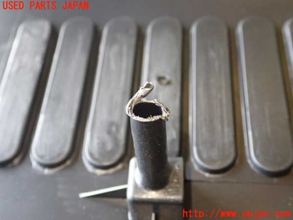 1UPJ-9233871578]ジープ・レネゲード(BV13PM)バックドア内張り 中古_4