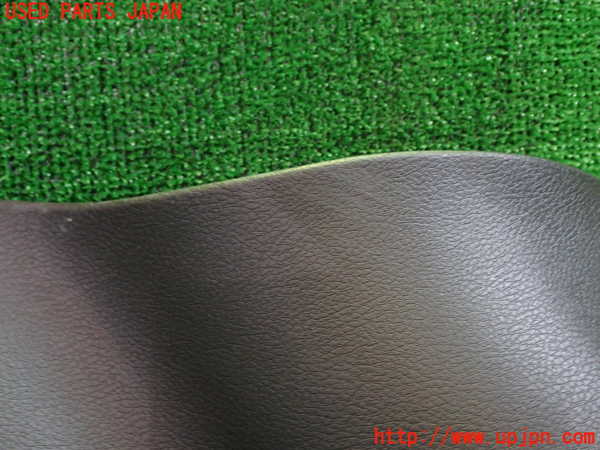 1UPJ-9233877675]ジープ・レネゲード(BV13PM)右リアピラートリム 中古_3