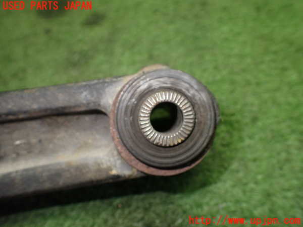 1UPJ-9233885176]スイフトスポーツ(HT81S)右フロントロアアーム1 中古_4