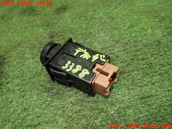 1UPJ-9233886300]スイフトスポーツ(HT81S)デフォッガースイッチ 中古_3