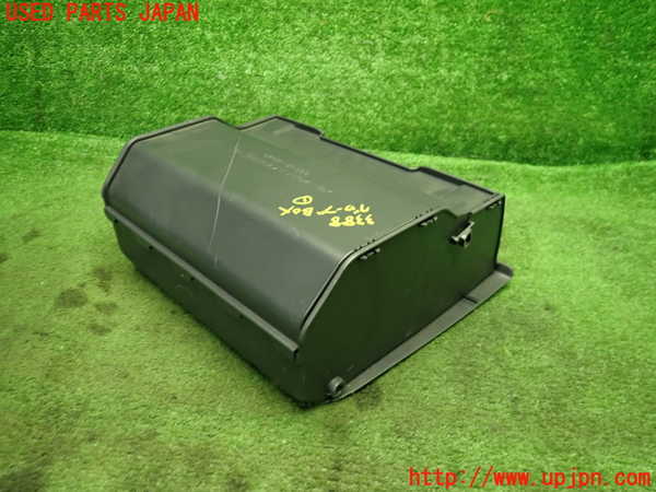 1UPJ-9233887516]スイフトスポーツ(HT81S)グローブボックス1 中古_3