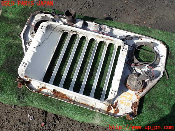 1UPJ-9233891050]三菱ジープ(J54)ラジエターグリル 中古_3