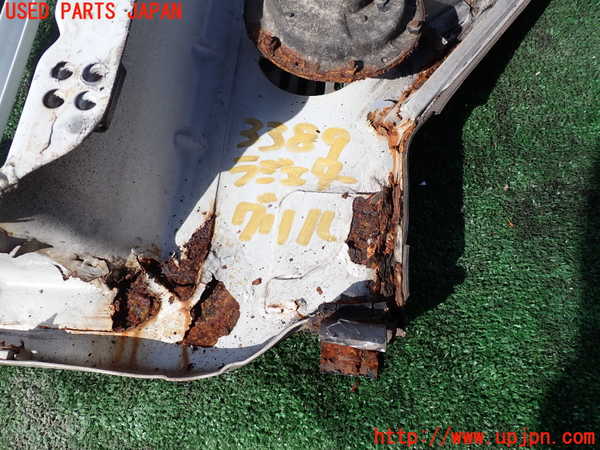 1UPJ-9233891050]三菱ジープ(J54)ラジエターグリル 中古_5