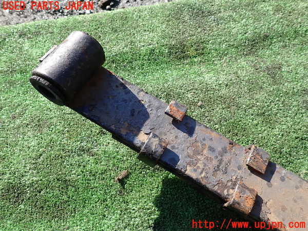 1UPJ-9233895090]三菱ジープ(J54)右フロントスプリング 中古_3